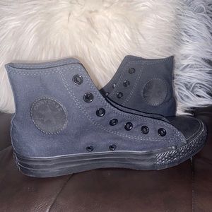 All Black Unisex Chuck Taylor’s